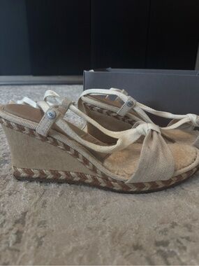 UGG Australia Beige Espadrille Wedge Sandals - Women's Summer Wedges